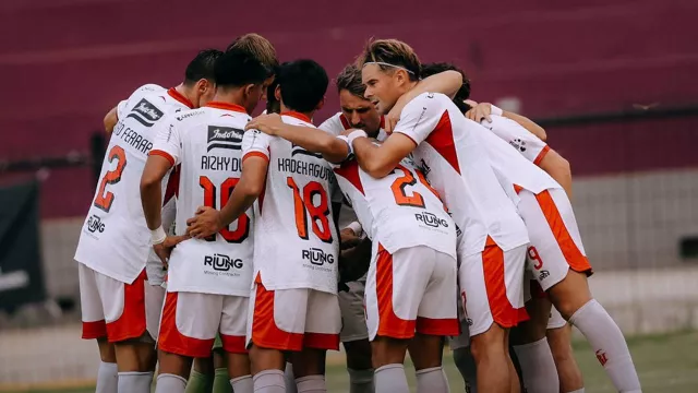  Pertarungan Papan Tengah - GenPI.co