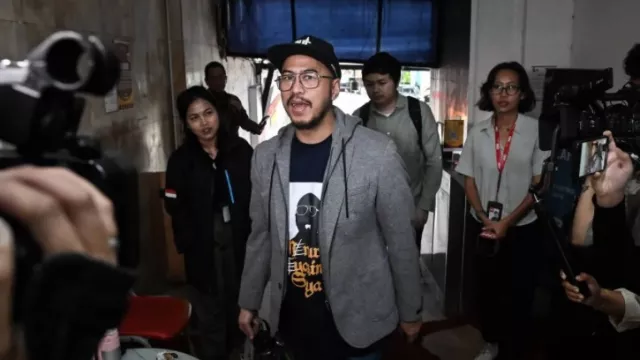  Cukup Lancar - GenPI.co