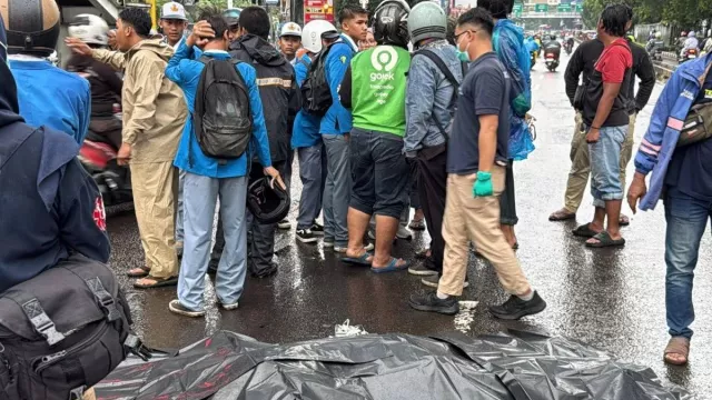 Siswa Meninggal Kecelakaan di Jakarta Timur, Akibat Jalan Rusak Berlubang - GenPI.co