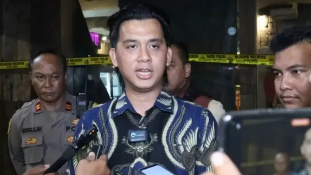 Viral Siswa Siram Air Keras ke Teman Sendiri di Jakpus, Korban Alami Luka di Mata - GenPI.co