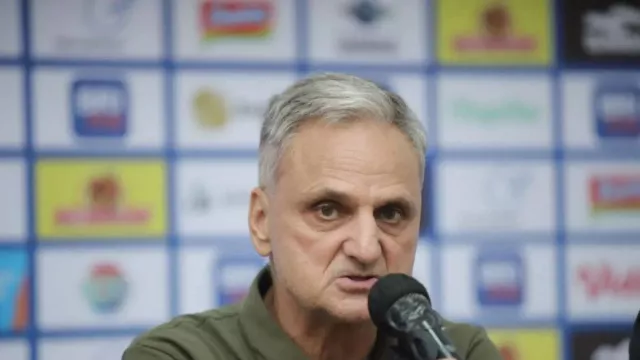 PSBS Biak Tunjuk Marian Mihail Jadi Pelatih Kepala, Jelang Lawan Persita - GenPI.co