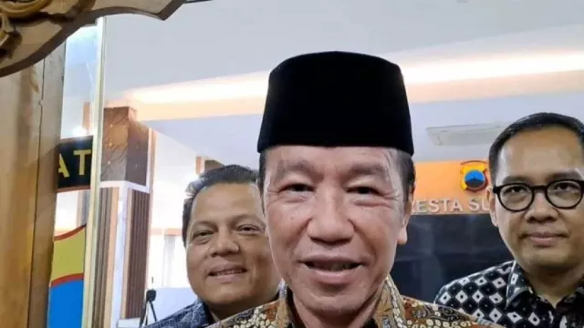 Syahganda Meyakini Prabowo Subianto Meragukan Ijazah Jokowi - GenPI.co