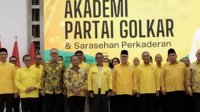 Bahllil Lahadalia Golkar Pengin Maju Caleg Dapil Papua pada Pemilu 2029 - GenPI.co
