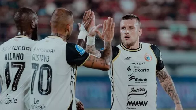  Kalahkan Bali United, Persija Dekati Persib - GenPI.co