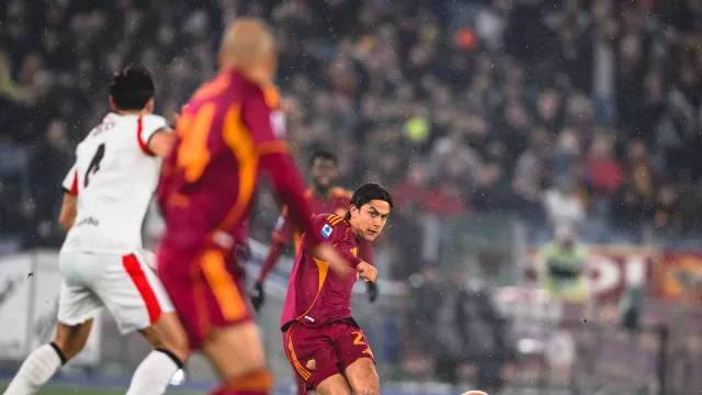  Napoli vs AS Roma - GenPI.co