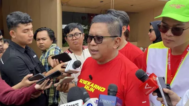 Hasto PDIP Tegaskan Koalisi Permanen Hanya Bersama Rakyat - GenPI.co