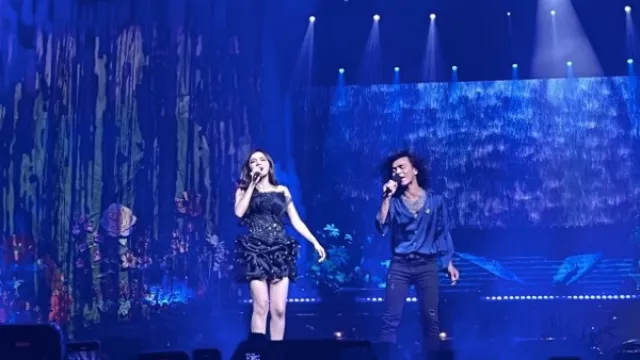 Mahalini Bahagia Duet dengan Kaka Slank di Konser Comeback, Penonton Terkejut - GenPI.co
