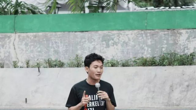 Ketua BEM UGM Kritik MBG jadi Bancakan Elite, SPPG Dikuasai Partai - GenPI.co