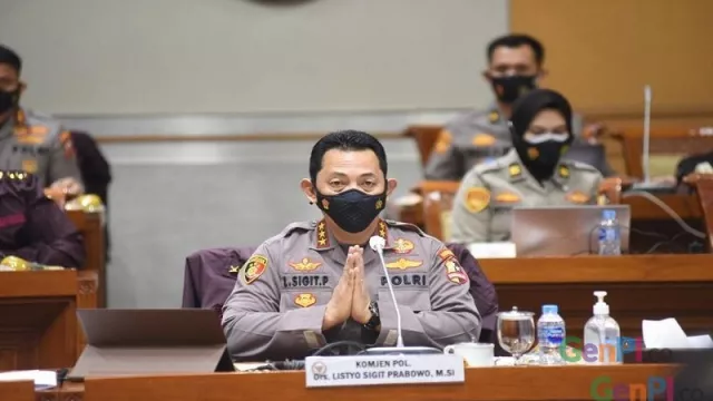 Mendadak Denny Siregar Bongkar Kinerja Listyo Sigit, Bikin Kaget! - GenPI.co