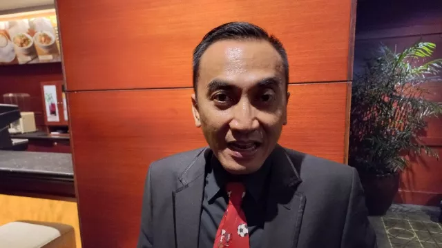 Christian Eriksen Ambruk, Rico Ceper Ingatkan Bahaya Kena Jantung - GenPI.co
