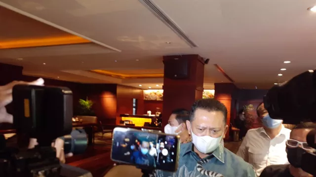 Hoaks Bantuan Keluarga Akidi Tio, Komentar Ketua MPR Disorot - GenPI.co