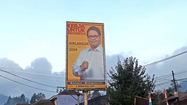 Pak Jokowi, Airlangga Hartarto Layak Dicopot - GenPI.co