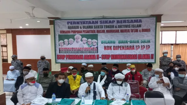 Pernyataan Terbuka Habib dan Ulama Menggelegar, Bebaskan HRS - GenPI.co