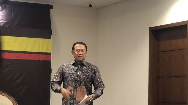 Kabar Buruk, Ketua MPR Bambang Soesatyo Kecelakaan - GenPI.co