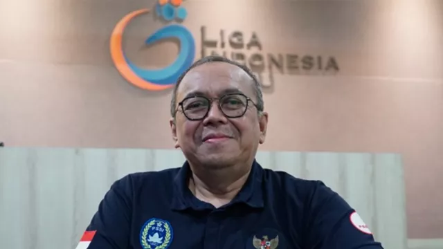 Wasit Sepak Bola di Indonesia Kurang Memuaskan, PT LIB Buka Suara - GenPI.co