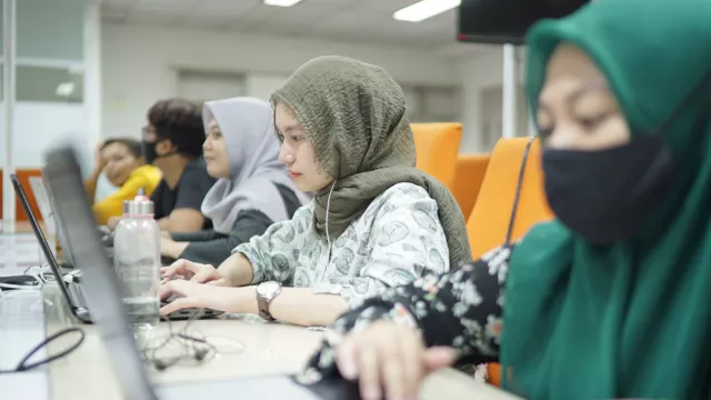 4 Jenis Software yang Bikin Kerja HR Department Jadi Mudah - GenPI.co