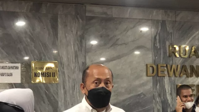 Saan Mustofa Buka Suara Soal Penentuan Jadwal Pemilu - GenPI.co Saan Mustofa Buka Suara Soal Penentuan Jadwal Pemilu - GenPI.co