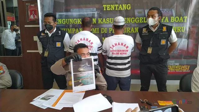 Polisi Tangkap Pelaku Utama Penyelundupan PMI ke Malaysia - GenPI.co