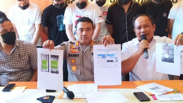 Imigrasi Batam Pulangkan WNA Cina Pemeras Pejabat dengan VCS - GenPI.co