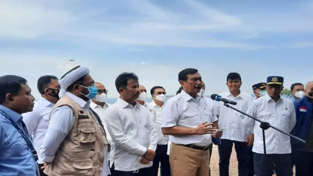 Cuma Luhut Pandjaitan yang Berani, Menteri Lain Lewat - GenPI.co