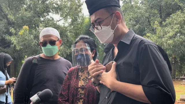 Menyentuh Kalbu, Wasiat Dorce Gamalama Sangat Mulia - GenPI.co Menyentuh Kalbu, Wasiat Dorce Gamalama Sangat Mulia - GenPI.co