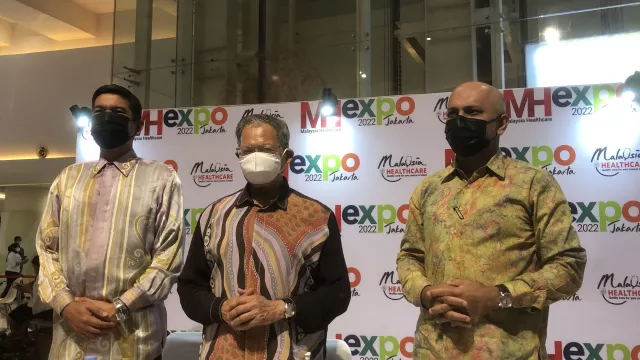 3 Pengobatan yang Sering Dilakukan Orang Indonesia di Malaysia - GenPI.co