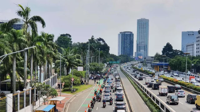 Gedung DPR RI Masih Sepi, Mahasiswa BEM SI Lagi di Mana? - GenPI.co