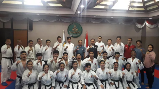 Timnas Karate Indonesia Sorot Vietnam dan Malaysia di SEA Games - GenPI.co