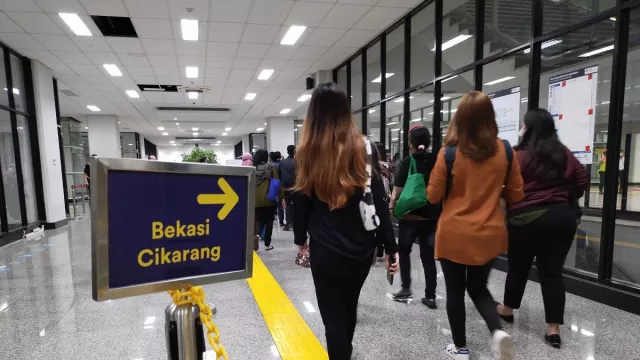 Penumpang Kereta Jurusan Cikarang dan Bekasi Tak Perlu Transit - GenPI.co