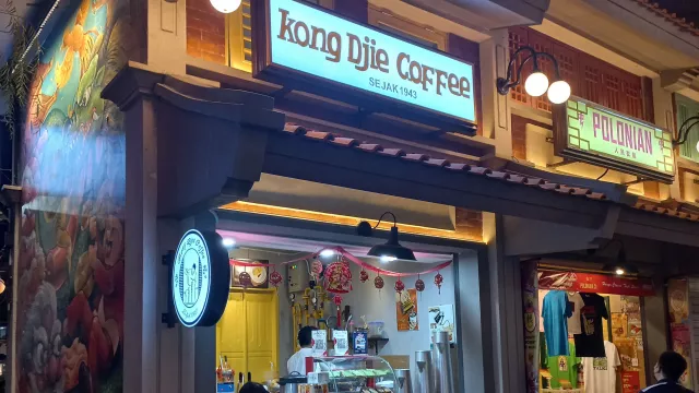 Kong Djie Coffee, Warung Kopi dengan Cita Rasa Tradisional - GenPI.co