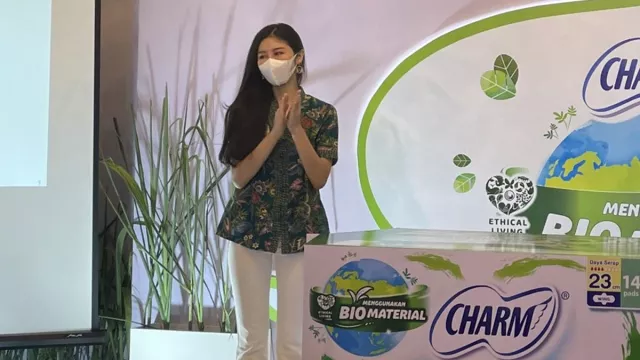 Tips Si Cantik Putu Ayu Saraswati Menjaga Lingkungan - GenPI.co