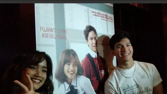 Fuji Debut Main Film Bukan Cinderella, Thariq Halilintar Cemburu - GenPI.co