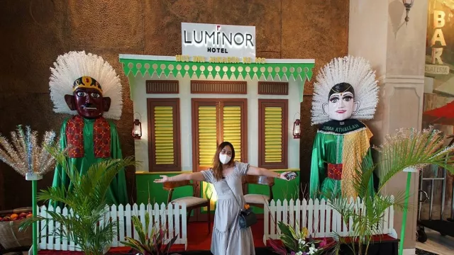 Selfie di Rumah Betawi Hotel Luminor Pecenongan, Seru Banget! - GenPI.co