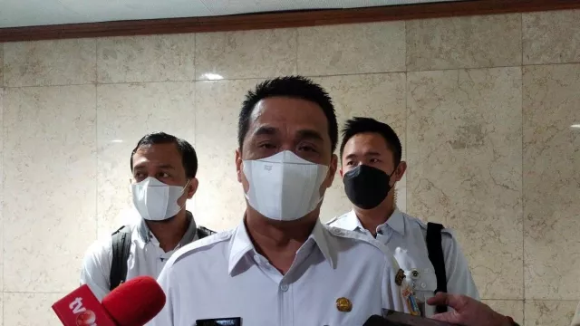 Kasus Covid-19 Menggila di Jakarta, Riza Minta Warga Waspada - GenPI.co