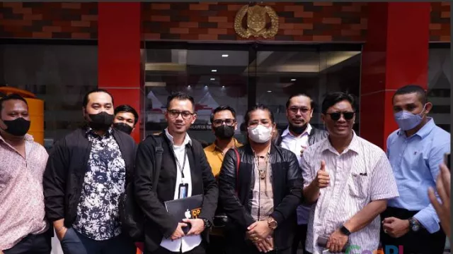 Indra Tarigan Bikin Petisi ke Jokowi Penjarakan Nikita Mirzani - GenPI.co
