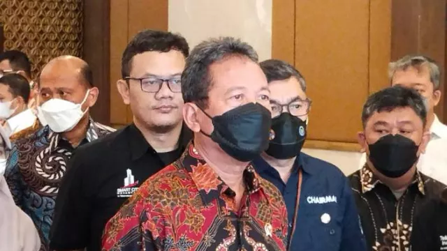 Menteri Trenggono Usul Nelayan Dapat Subsidi BBM dari PNBP - GenPI.co