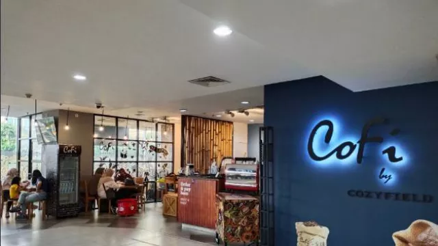 Cofi by Cozyfield, Kedai Kopi Indoor yang Cocok Buat Nugas - GenPI.co
