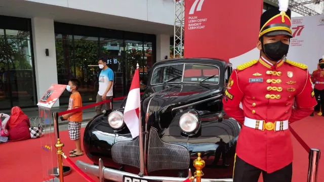 Ada Keterkaitan Pameran Mobil Presiden di Sarinah dengan HUT ke-77 RI - GenPI.co