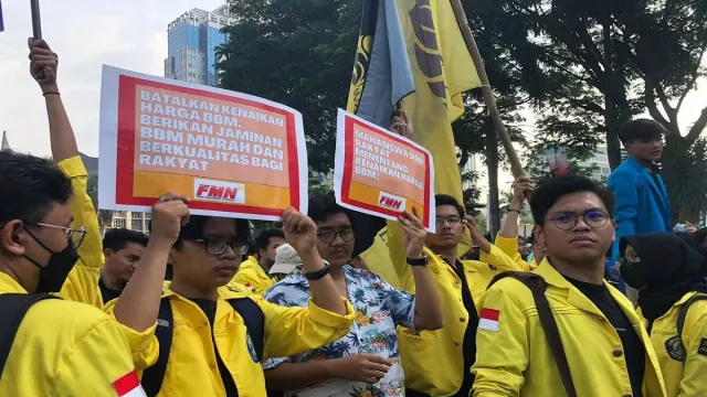 BEM UI Gelar Demo Hari Ini di Patung Kuda, Bawa 6 Tuntutan - GenPI.co