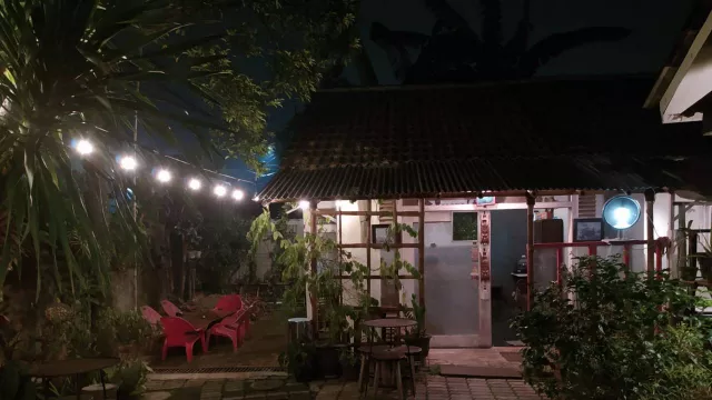 Raku Space, Rekomendasi Kafe Bernuansa Tropical di Pamulang - GenPI.co