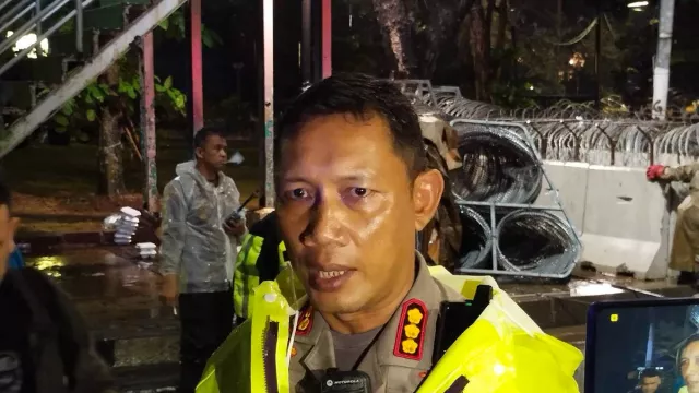 Kapolres Jakarta Pusat Sebut Ada Salah Paham Bikin Demo GNPR Jadi Ricuh - GenPI.co