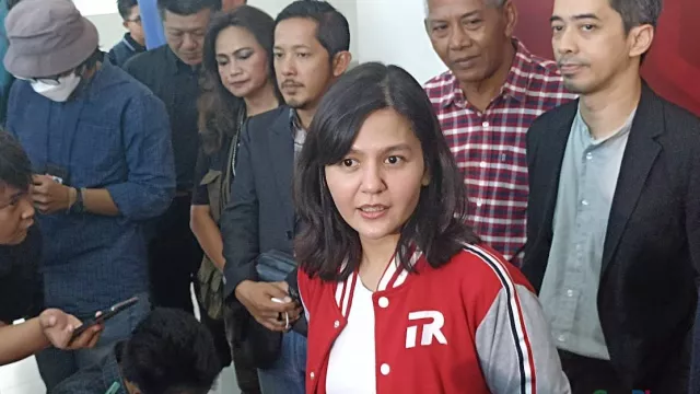 Comeback! Ratu Tisha Ajukan Diri Sebagai Calon Waketum PSSI - GenPI.co