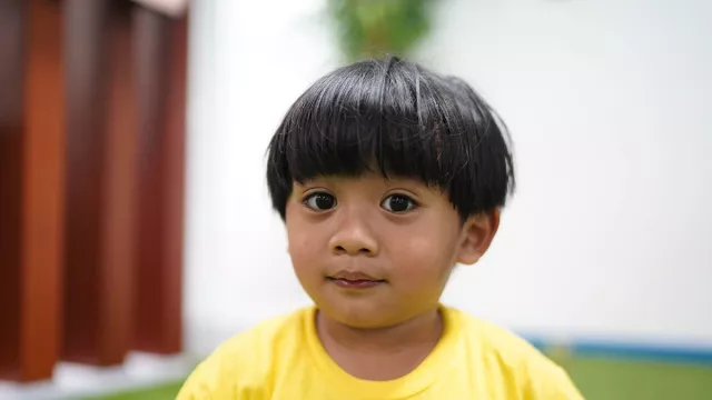 Cabut Gigi Susu Anak Tak Berhubungan dengan Kerusakan Saraf Mata - GenPI.co