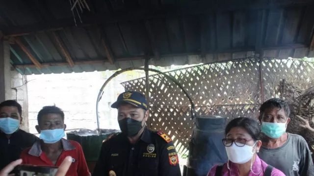 Pemprov Bali Bantu Kelola Minuman Arak di Desa Telagatawang - GenPI.co BALI Pemprov Bali Bantu Kelola Minuman Arak di Desa Telagatawang - GenPI.co BALI