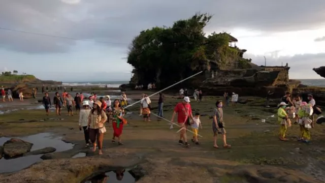 Negosiasi Qantas Berjalan, Wisatawan Australia Bakal Penuhi Bali? - GenPI.co BALI