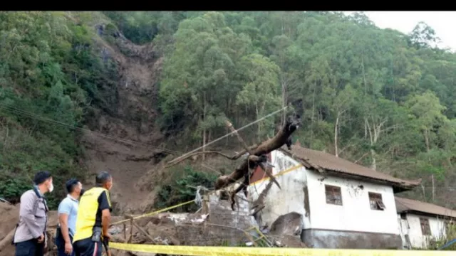 Berkaca Gempa Karangasem, PVMBG Ancam Bencana Masih Landa Bali - GenPI.co BALI