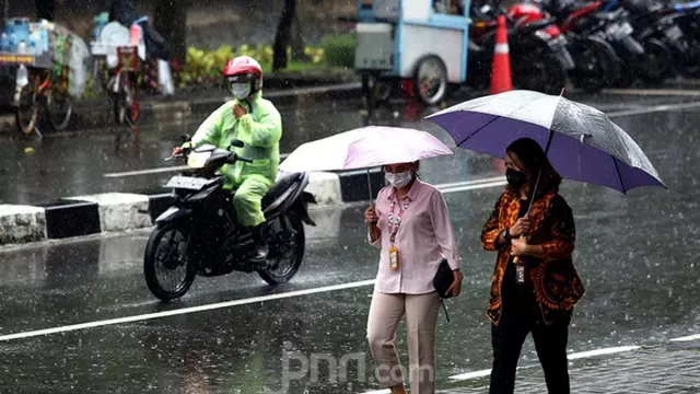 Dua Wilayah Bali Dapat Peringatan Hujan, BMKG: Cuaca Hari Ini - GenPI.co BALI