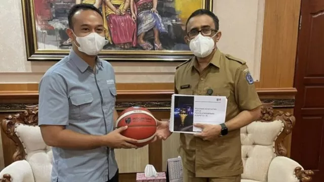 Bali Dukung Penyelenggaraan Liga Bola Basket Indonesia 2022 - GenPI.co BALI