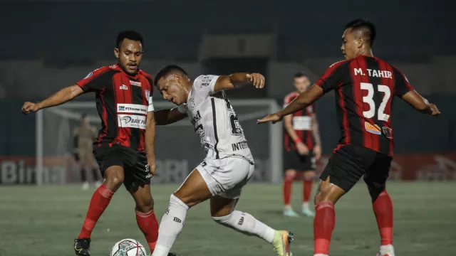 Hasil BRI Liga 1 Persipura Jayapura vs Bali United: Nyaris Buntu - GenPI.co BALI