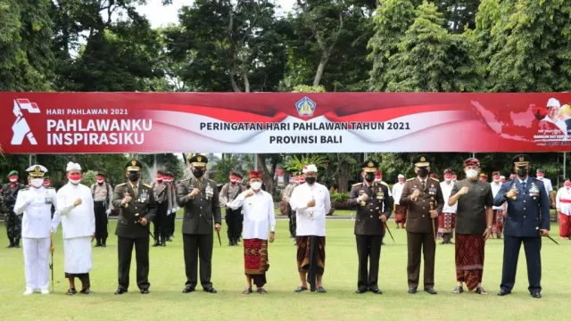 Saat Galungan dan Hari Pahlawan Gubernur Bali Koster Beri Pesan - GenPI.co BALI